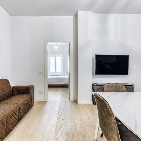 Pisani Apartment Milan Exterior photo