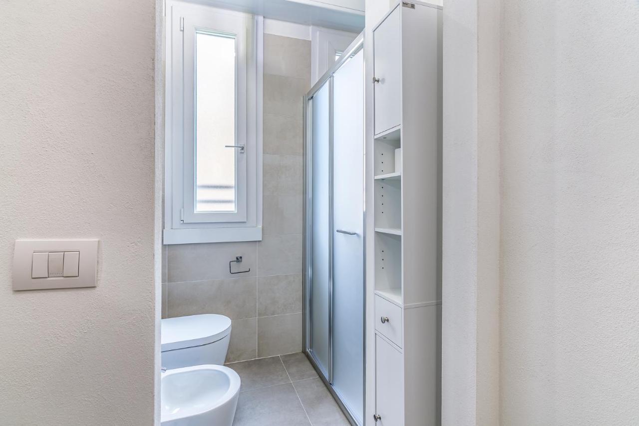 Pisani Apartment Milan Exterior photo